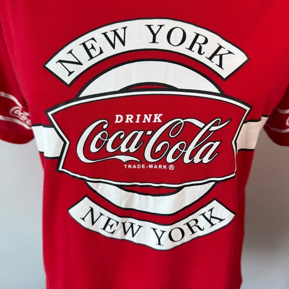 Coca Cola Women's Red Graphic Tee size large boxy fit polyester rayon blend - Picture 2 of 5
